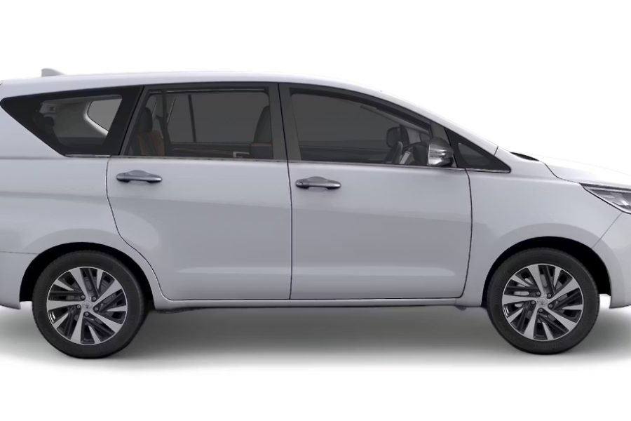 INNOVA CRYSTA